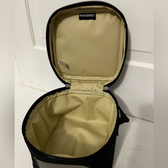 (3 for $10!) Medela bottle bag - Picture 3 of 3